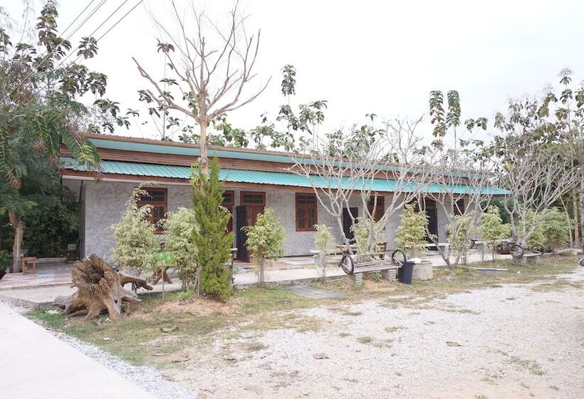 Hotel Khontong Resort