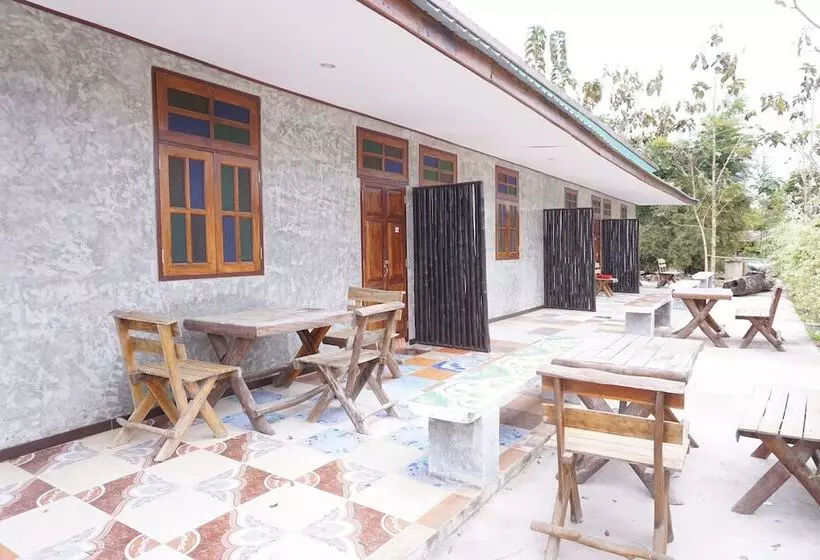 ホテル Khontong Resort