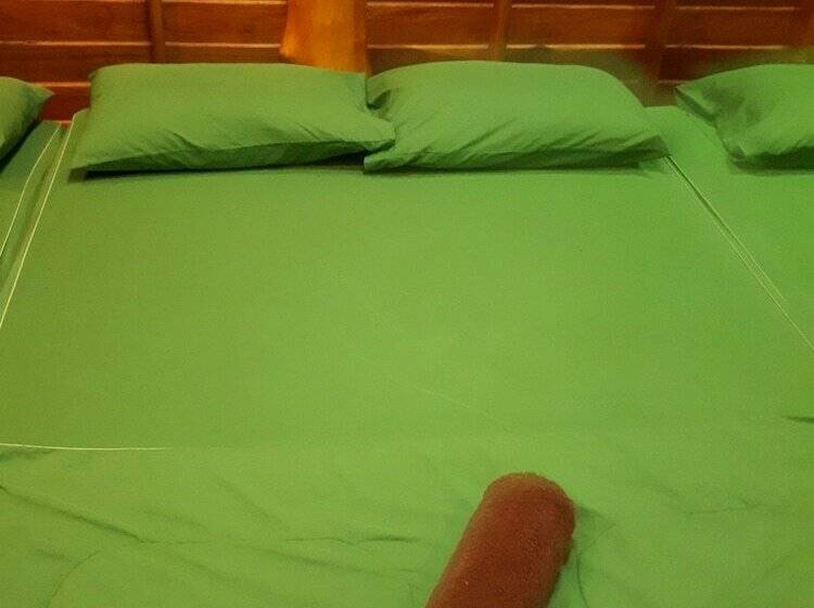 Отель Longgaeng Wang Chompoo