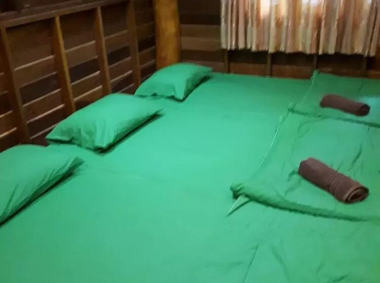 هتل Longgaeng Wang Chompoo