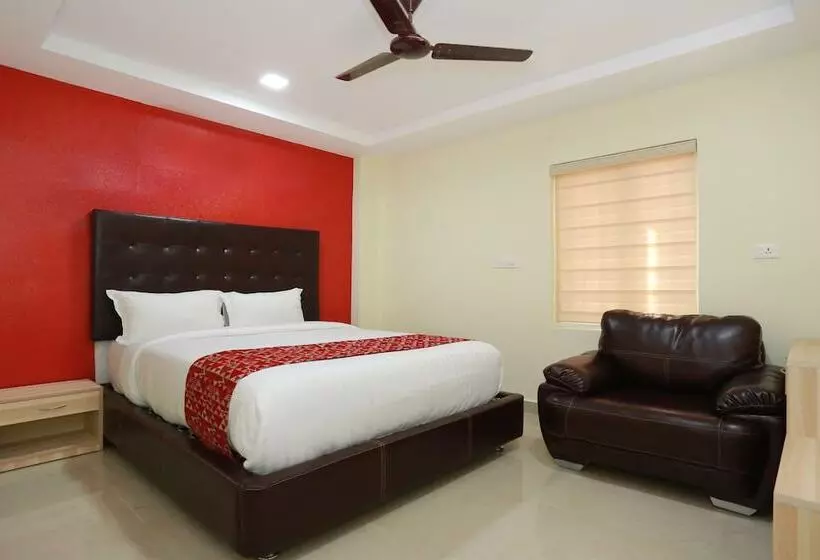 Hotelli Oyo 10149 Noor Residency