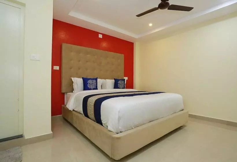 Hotelli Oyo 10149 Noor Residency