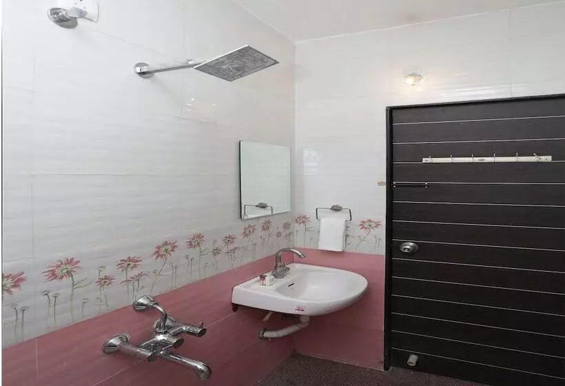 Hotelli Oyo 9704 Baner