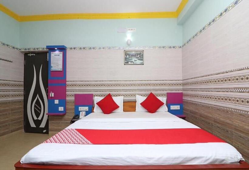 هتل O Prantika Banquet