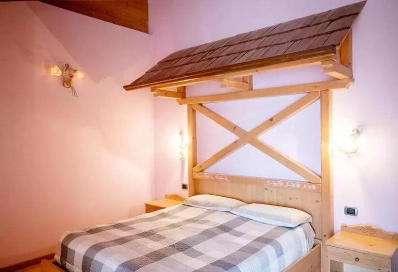 Maaseutuhotelli Agritur Maso Alle Rose B&b E Restaurant