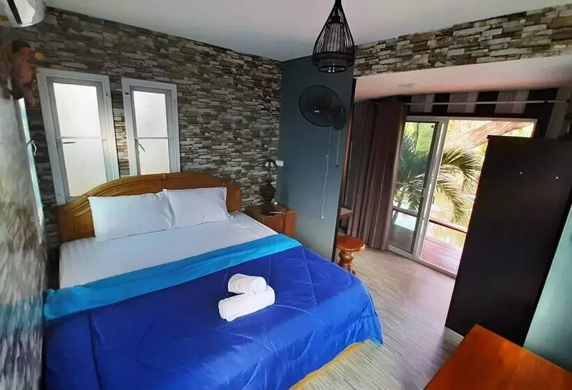 Hotelli Sawansang Nangkeaw Resort