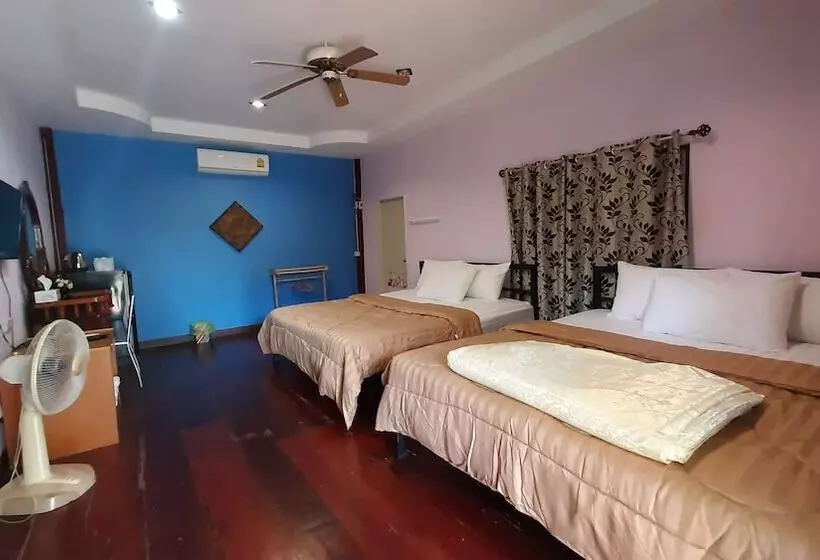 Hotelli Sawansang Nangkeaw Resort