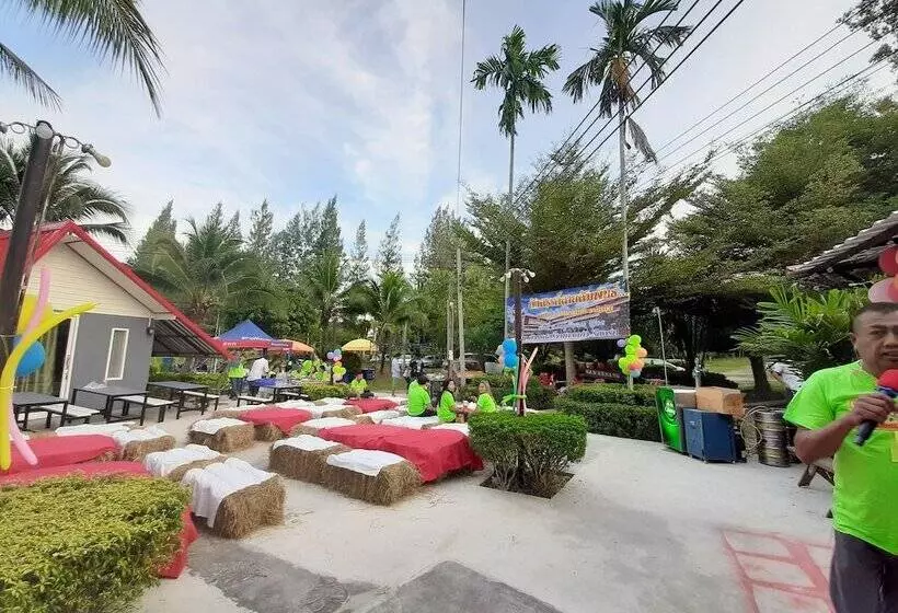 Hotelli Sawansang Nangkeaw Resort