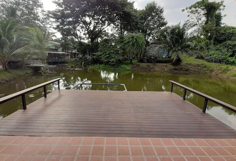 Otel Sawansang Nangkeaw Resort