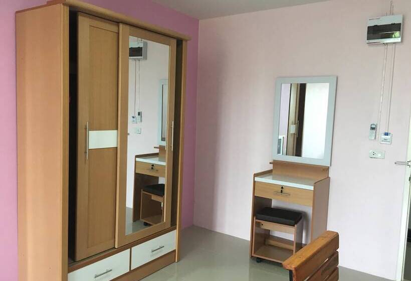 Hotel Sutharnlai Apartment