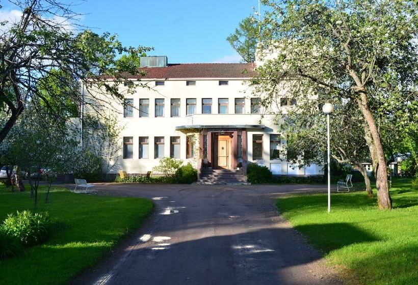 هتل Villa Helleranta