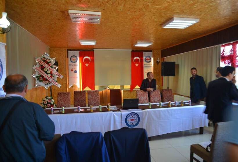 هتل Zigana Gumuskayak Yaylakent