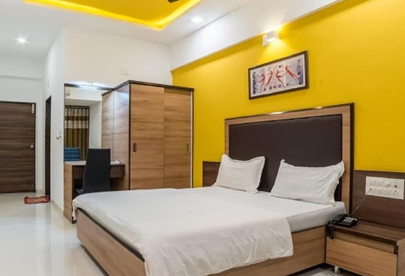 ホテル Zorba, Deesa