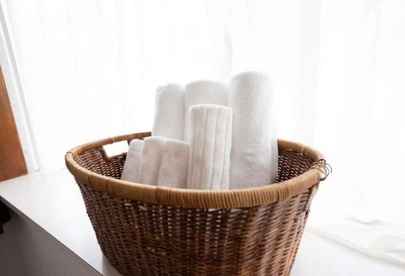 פנסיון Beachside Inn Shirahama