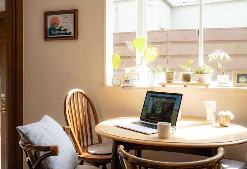 פנסיון Beachside Inn Shirahama