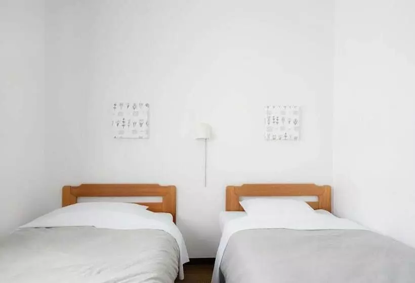 Majatalo Beachside Inn Shirahama