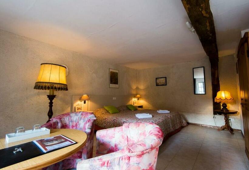 פנסיון La Frégeolière