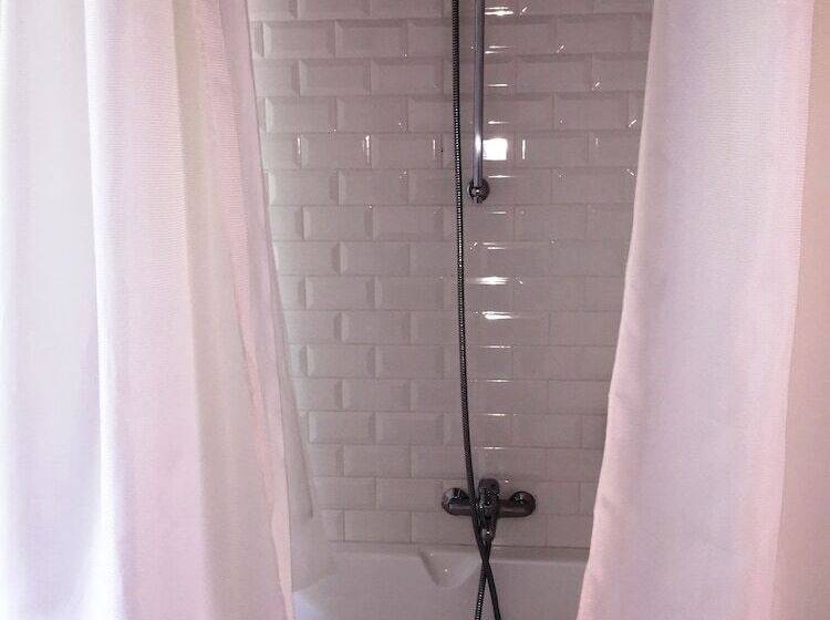 Пансион Château Fleury La Forêt