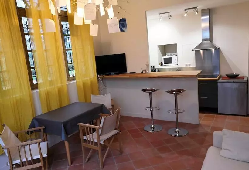 ペンション Domaine De Roucayrols