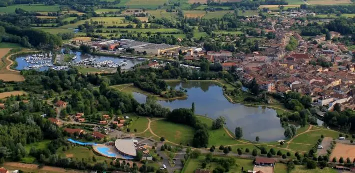 Majatalo Le Jardin De La Reyssouze