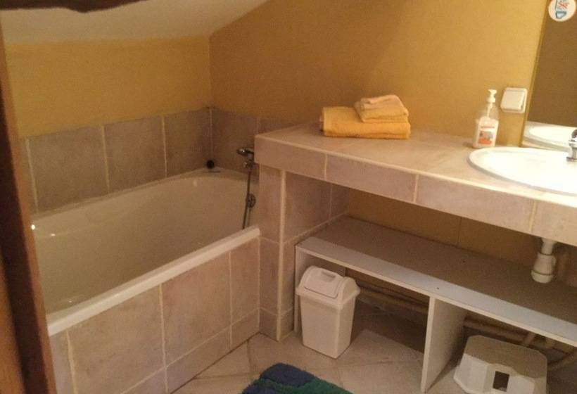 ペンション Le Mas De Salel