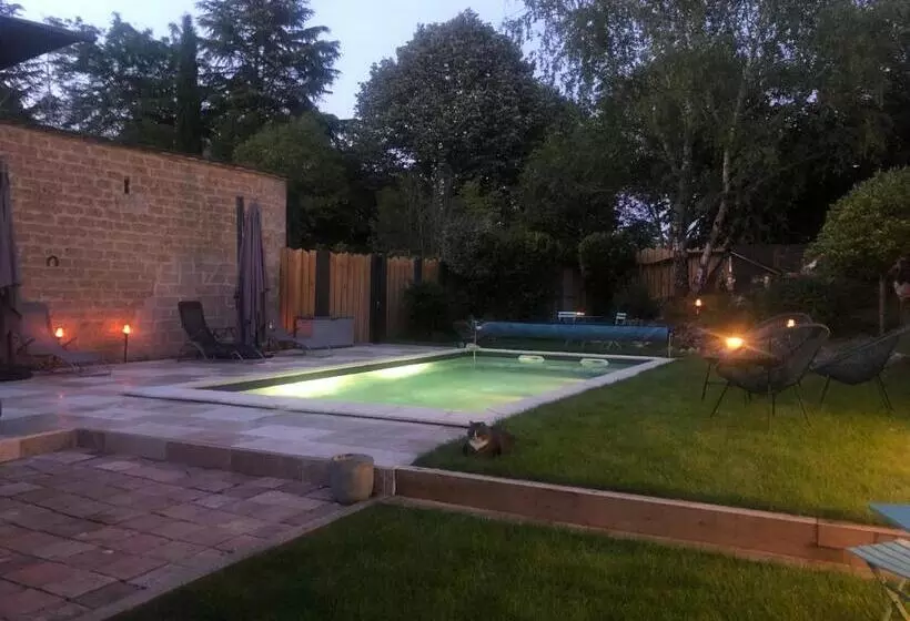 Majatalo Le Numero 15