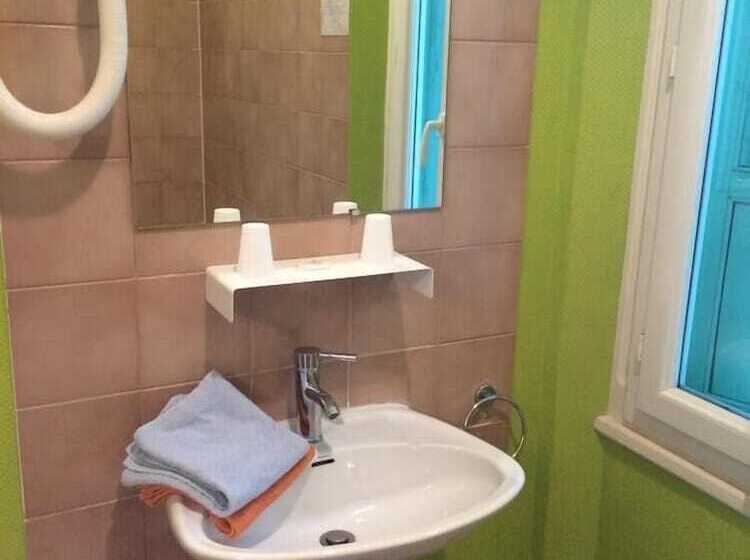 بنسيون Le Parc Aux Cèdres