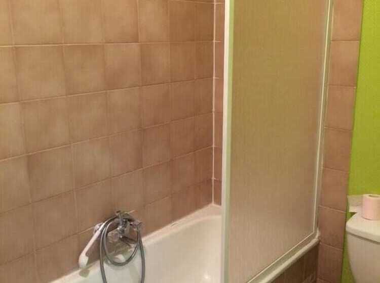 بنسيون Le Parc Aux Cèdres