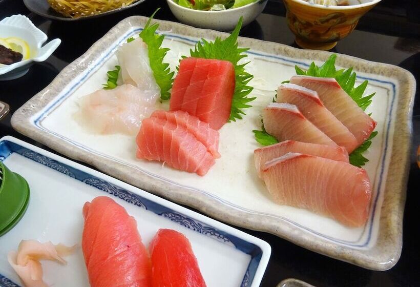 פנסיון Minshuku Kamenoi