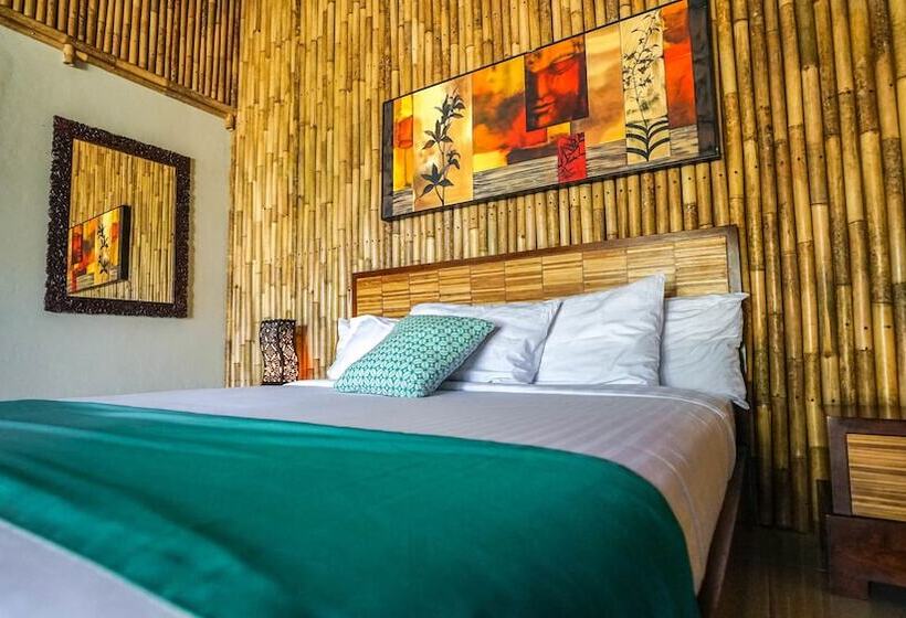 منتجع Nembralanow