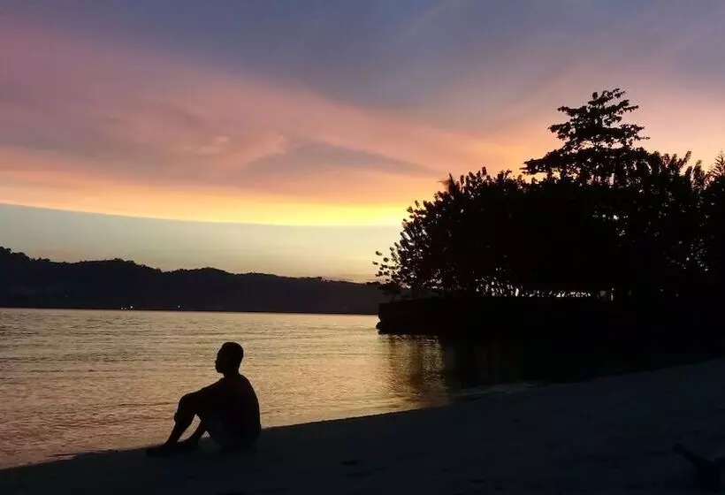 Aamiaismajoitus (B&B) Holiday Bir