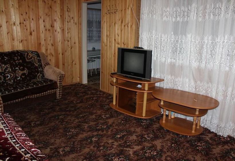 Guesthouse On Ordzhonikidze 18