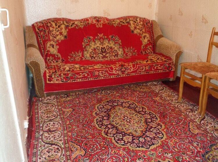 Guesthouse On Ordzhonikidze 18