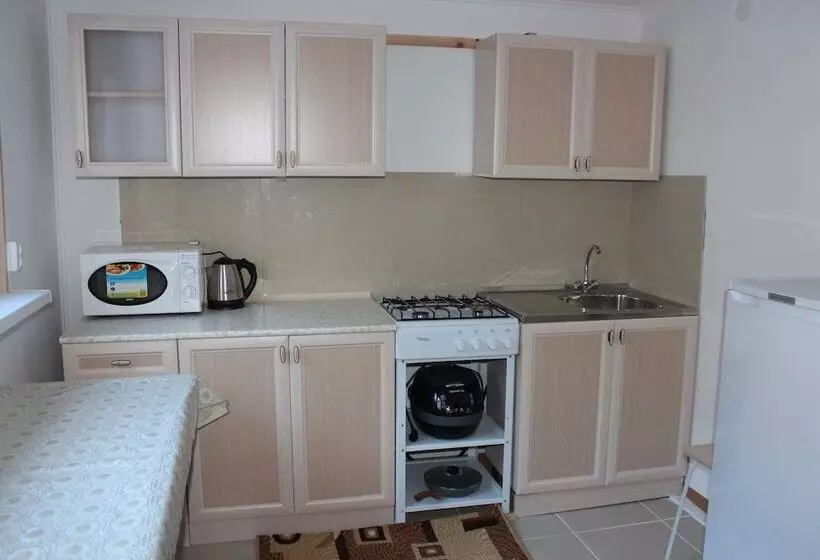 Guesthouse On Ordzhonikidze 18
