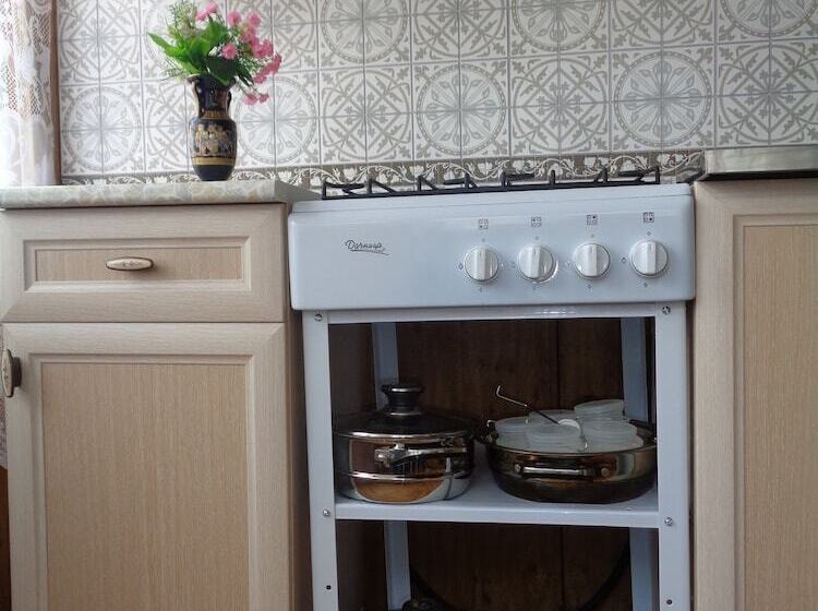 Guesthouse On Ordzhonikidze 18