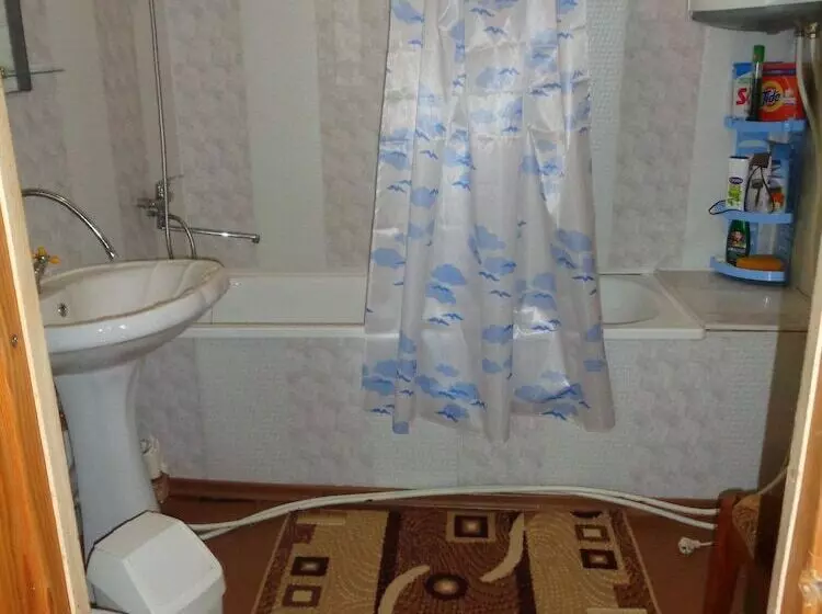 Guesthouse On Ordzhonikidze 18