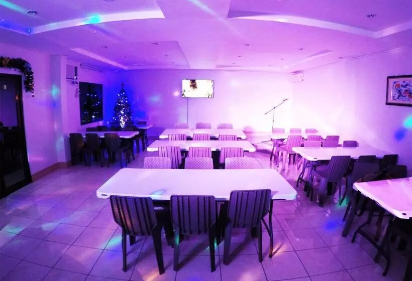 Aerostop Hotel And Restaurant