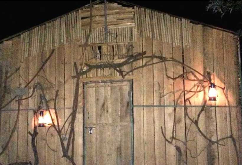 בית מלון כפרי Camp Twilight