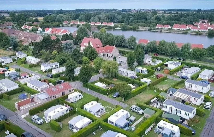 Hotelli Caravaning Du Lac