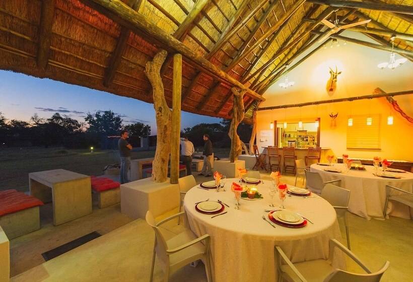 בית מלון כפרי Deruxa Cottages