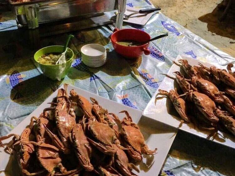 Hotel Mantakiri Island Resort Private Island