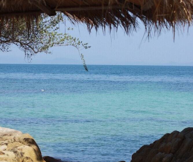 Hotel Mantakiri Island Resort Private Island