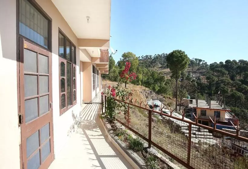 Hotelli Oyo 12734 Home Valley View Studio Kasauli