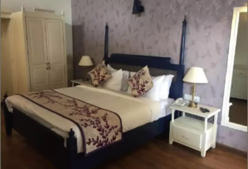 Hotelli Pine Retreat