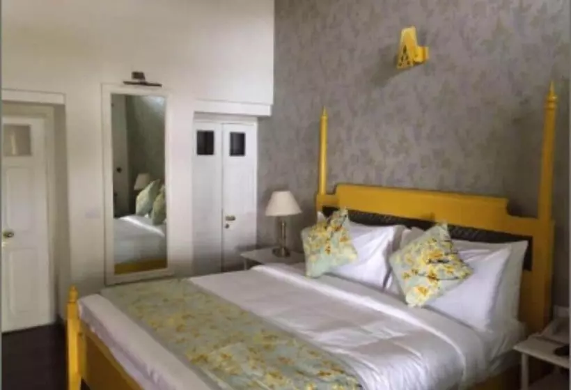 Hotelli Pine Retreat