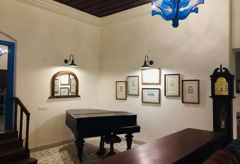 Hotelli Pine Retreat