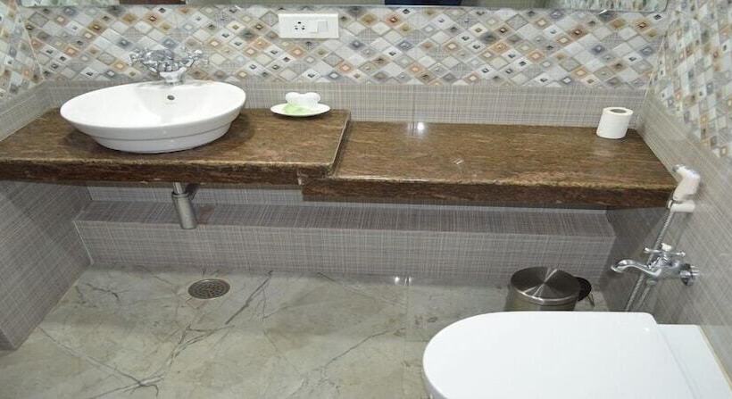 בית מלון כפרי Rk Palace