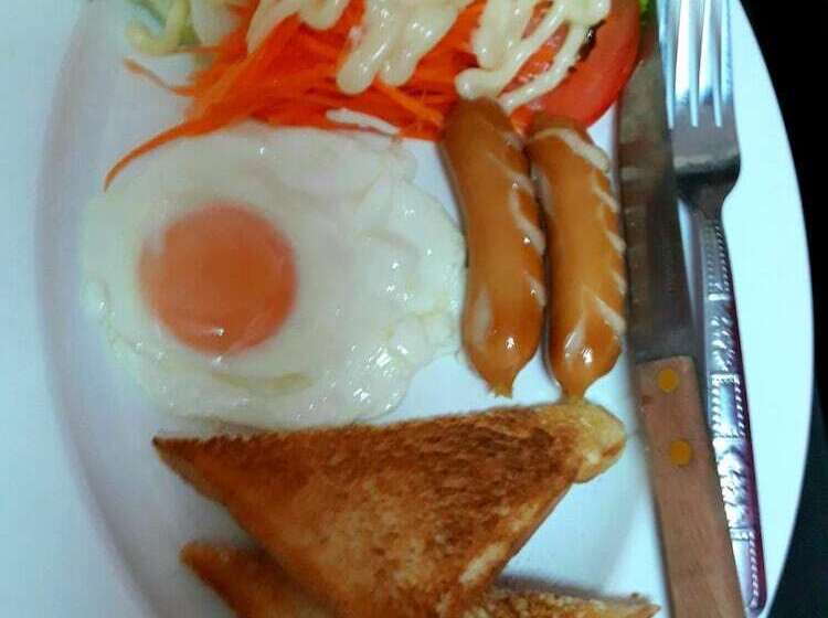 Hotel Saeng Tai Amphawa Resort