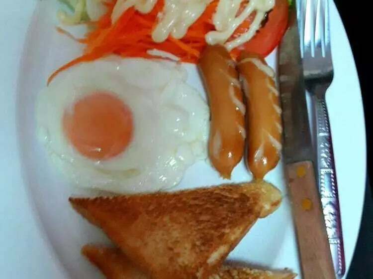 Hotelli Saeng Tai Amphawa Resort