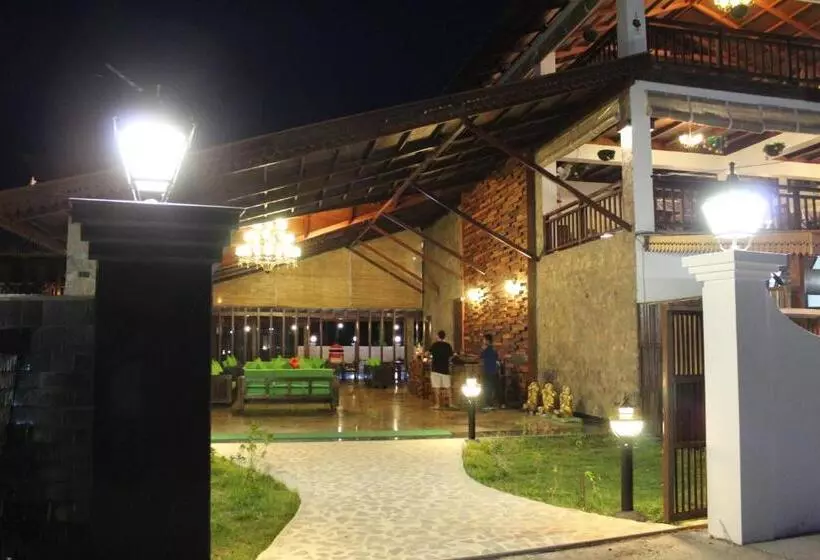 Hotelli Symphony Summer Sands Beach Resort And Spa